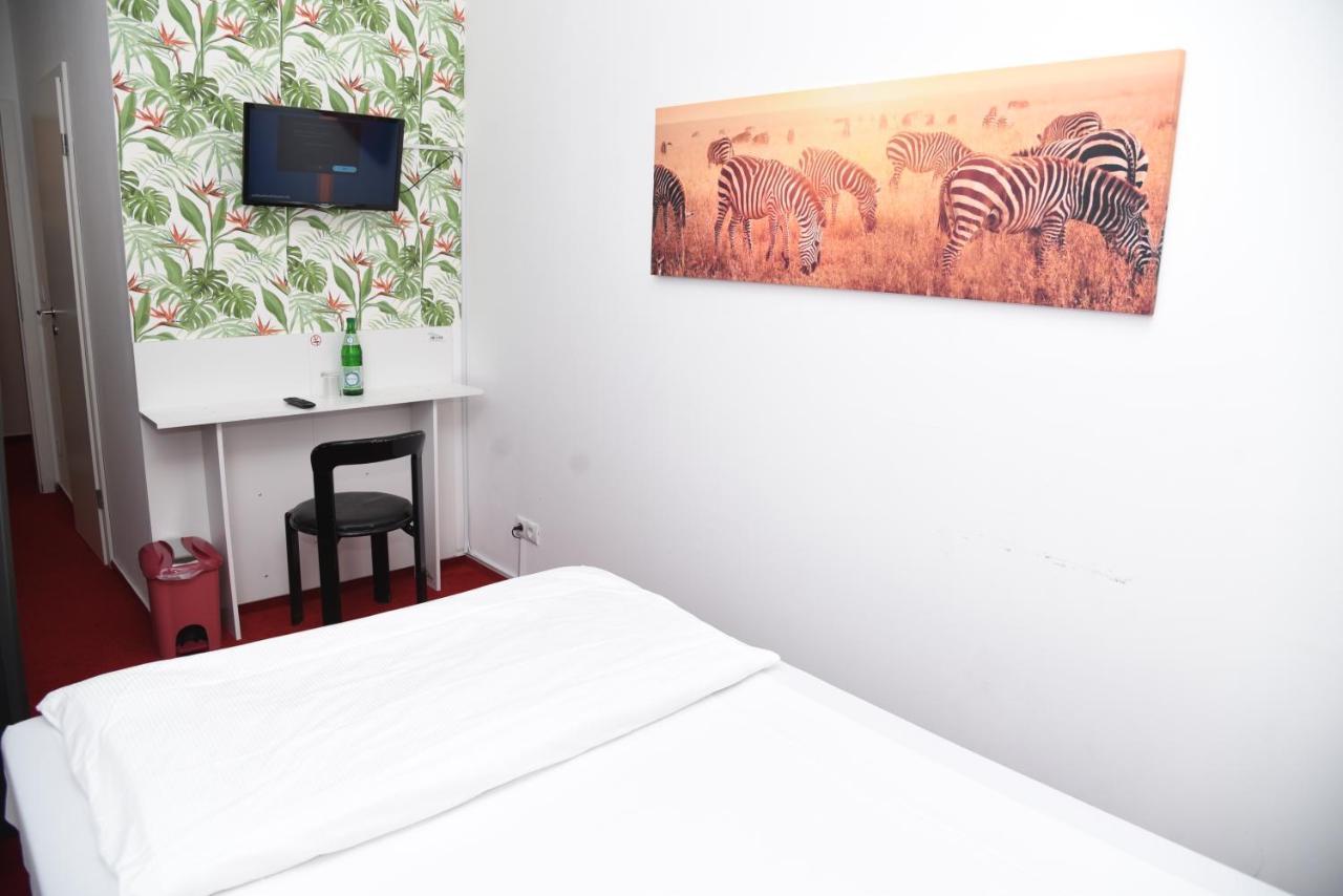 Hotel Twinhof à Hambourg Extérieur photo