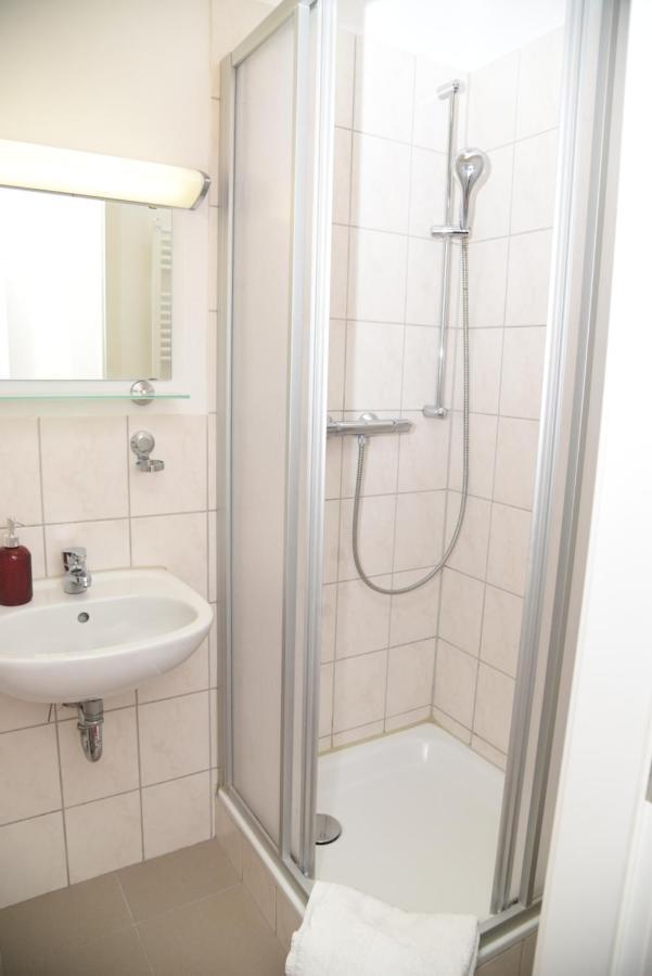 Hotel Twinhof à Hambourg Extérieur photo